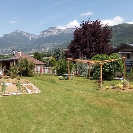 Zimmer Mit Fruehstueck Challes les Eaux Bagian luar foto