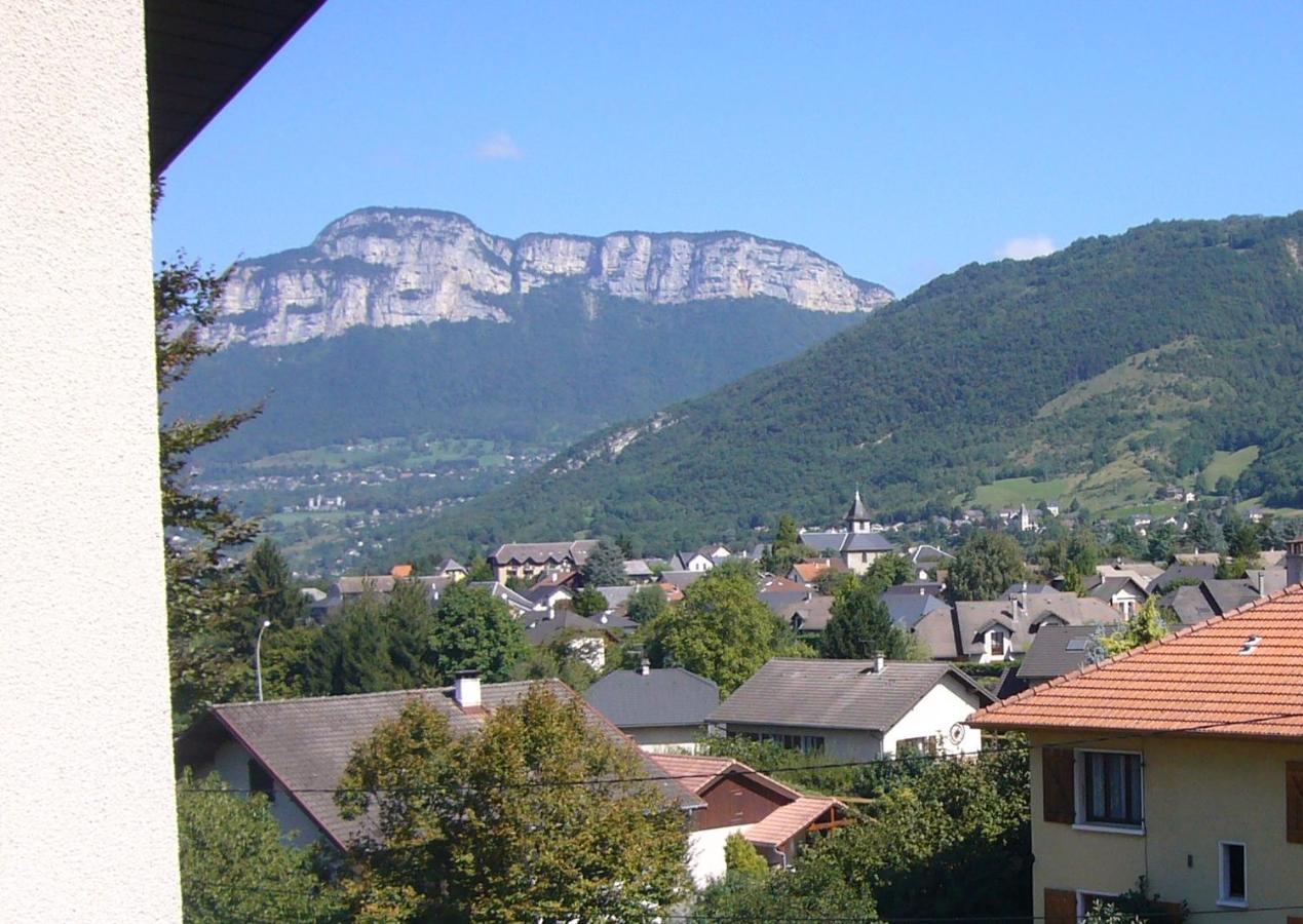 Zimmer Mit Fruehstueck Challes les Eaux Bagian luar foto